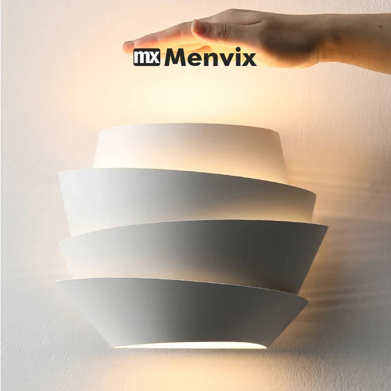Nordic Minimalist Wall Lamp – Layered Pine-Cone Inspired Design