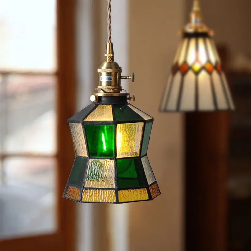 Industrial style Mediterranean retro ins wind glass Dining Room Bedroom Homestaybed warm retro nostalgia small chandelier