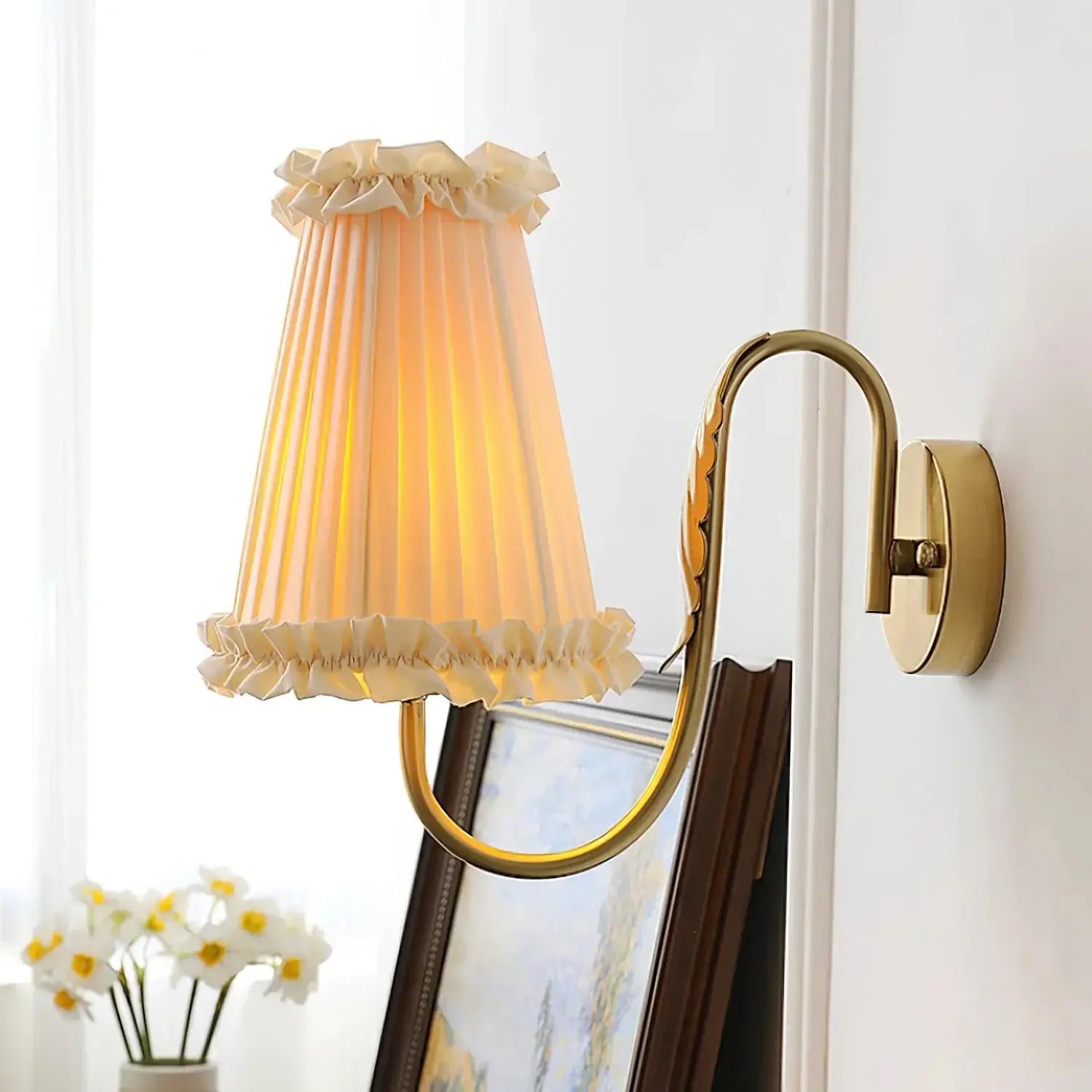 Gold Pleated Fabric Wall Light – Modern E27 Wall Lamp for Bedroom & Living Room