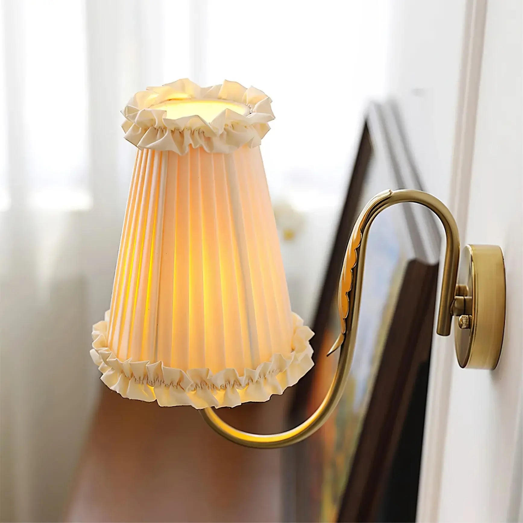 Gold Pleated Fabric Wall Light – Modern E27 Wall Lamp for Bedroom & Living Room