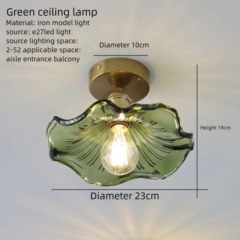 A single-head green lotus and leaf pendant lamp in the bedroom, dining room, bar counter and entrance hall of the homestay with