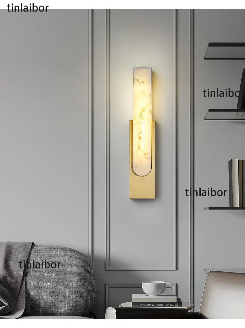 Modern Marble Effect LED Wall Light – Art Deco Vertical Sconce (Black/Gold)