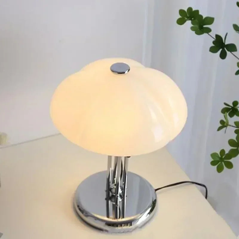 Nordic Creative Pumpkin LED Desk Lamp Bedroom Bedhead Study Middle Bauhaus Retro Luxury Designer Living Room Atmosphere Light