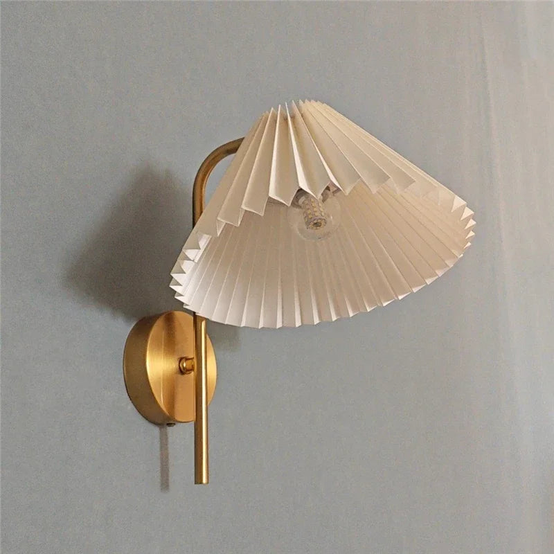 Nordic Bedroom Bedside Wall Lamps Golden Ones Rotatable LED Reading Wall Lamp Modern Minimalist Creative Adjustable Wall Lights