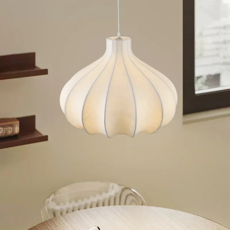 Nordic Wabi Sabi Silk Silk Fabric Pendant Chandelier for Restaurant Dining Table Island Bedroom Decor House Suspension LED Lamp