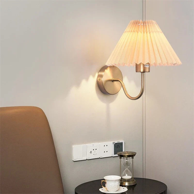 Modern Simple Wall Lamps LED Metal Curved Pleated Lampshade Wall Lamp Nordic Room Decor Living Room Aisle Background Wall Lights